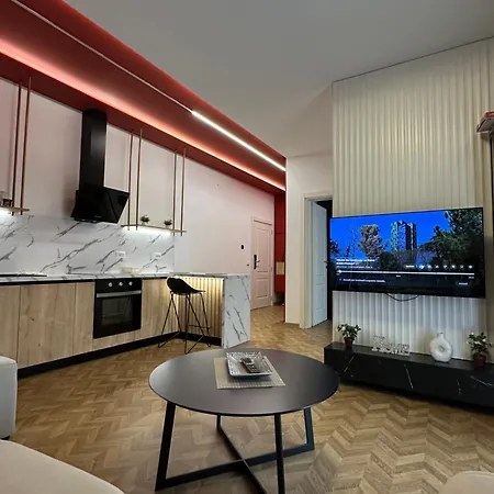 Delux 103 Apartman Tirana